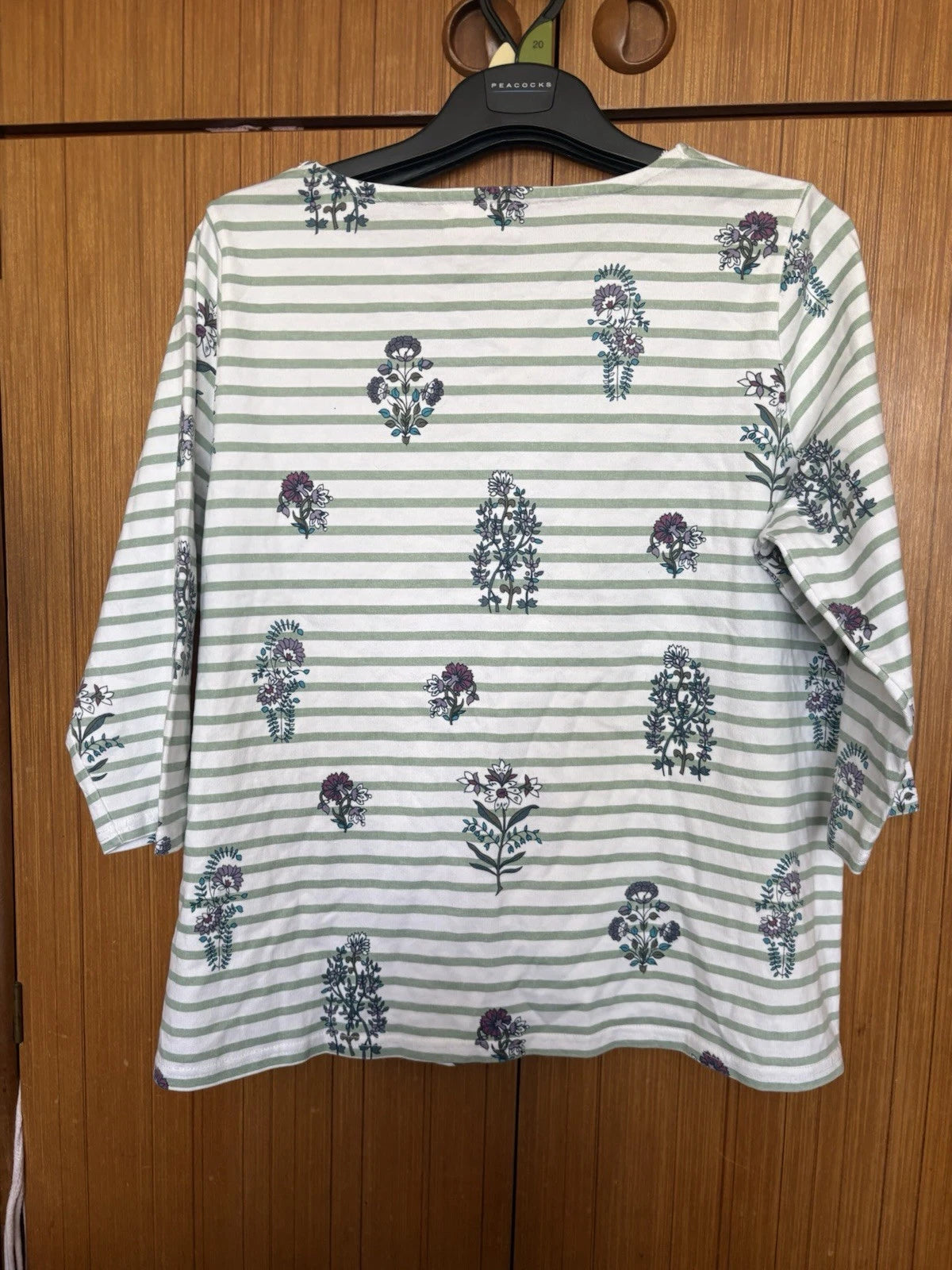 tshiert size l